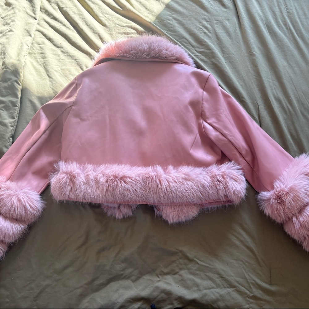 Akira Pink Faux Fur Cropped Jacket | Y2K Barbiecore Statement Coat - Picture 2 of 4